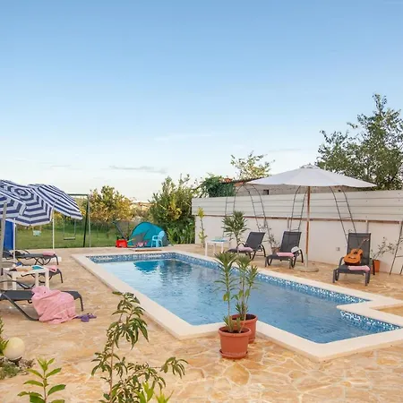 Villa Pax *